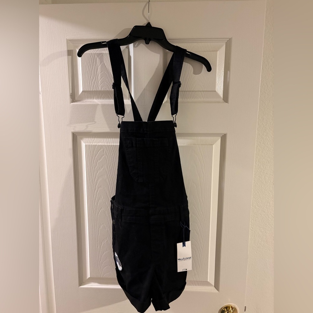 NEW Wallflower Black Denim SZ M Overalls NEW